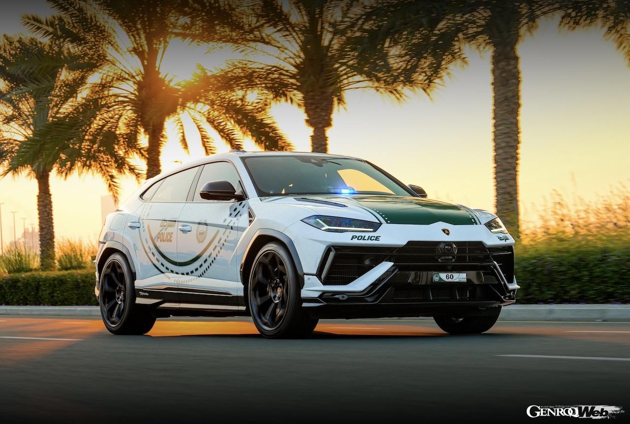 様々なパトカーを導入するドバイ警察が採用した最新モデルは