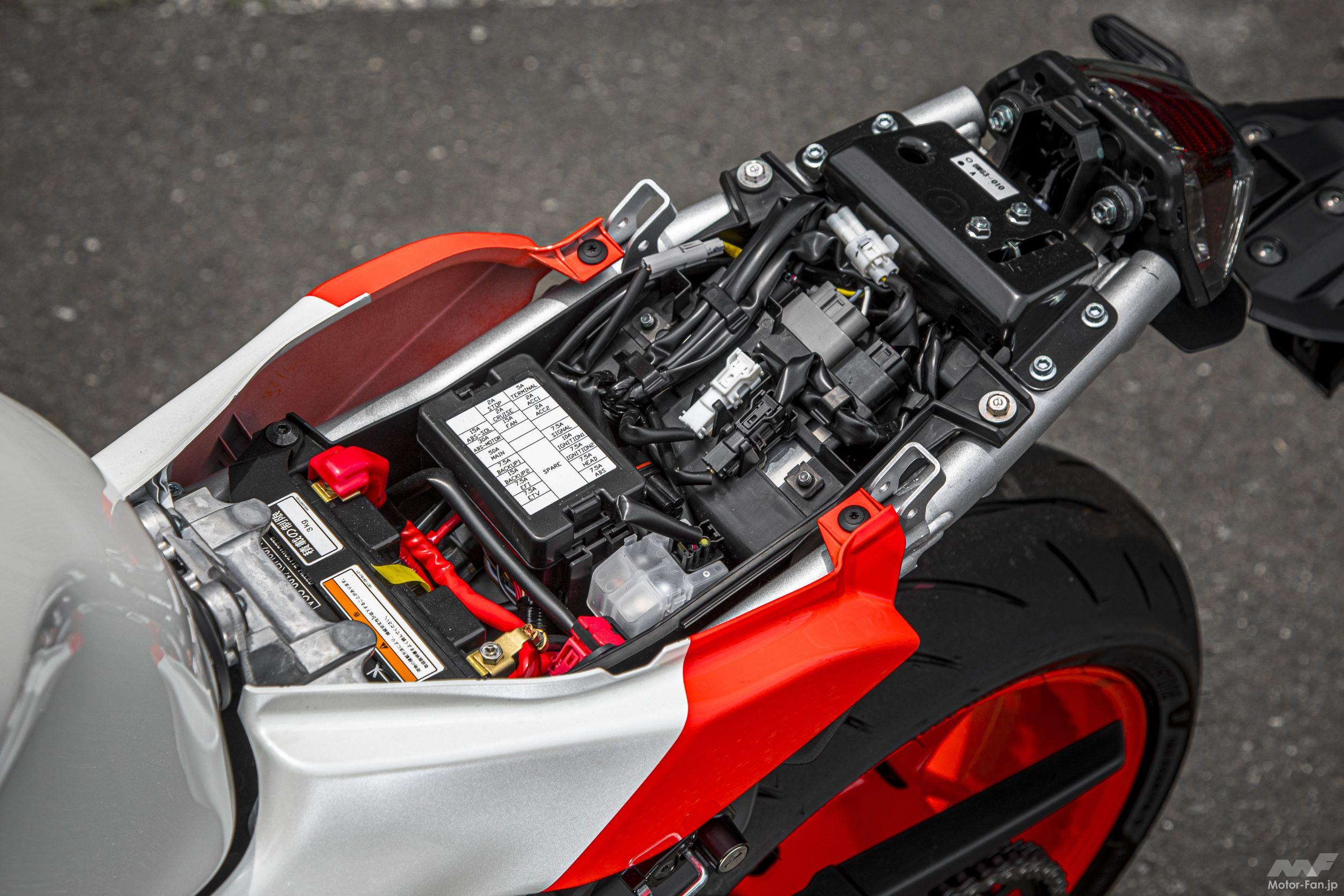 50代ライダーこそ乗りたい、ヤマハ・XSR900GP。苦手なのはタイトなU