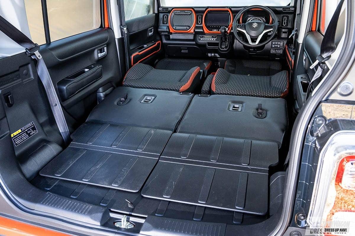 スズキ ハスラーで車中泊｜フルフラット時の段差やマットなどグッズ