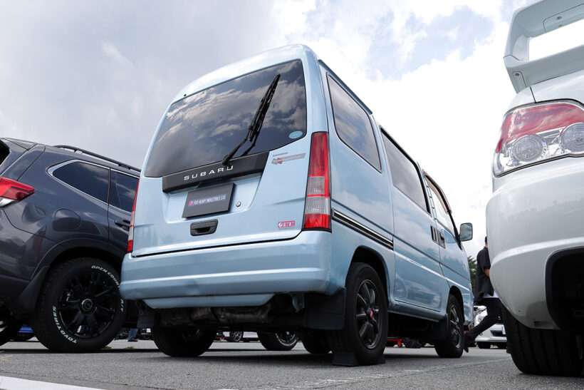 フリマサイトで10万円！ ディアスじゃないよ『サンバーバン』だよ