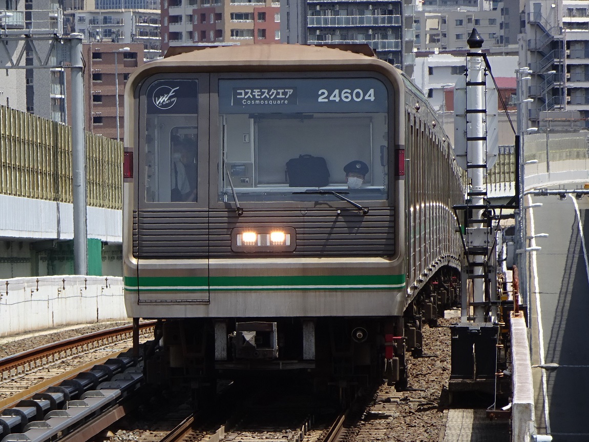 中央線 緑の新20系