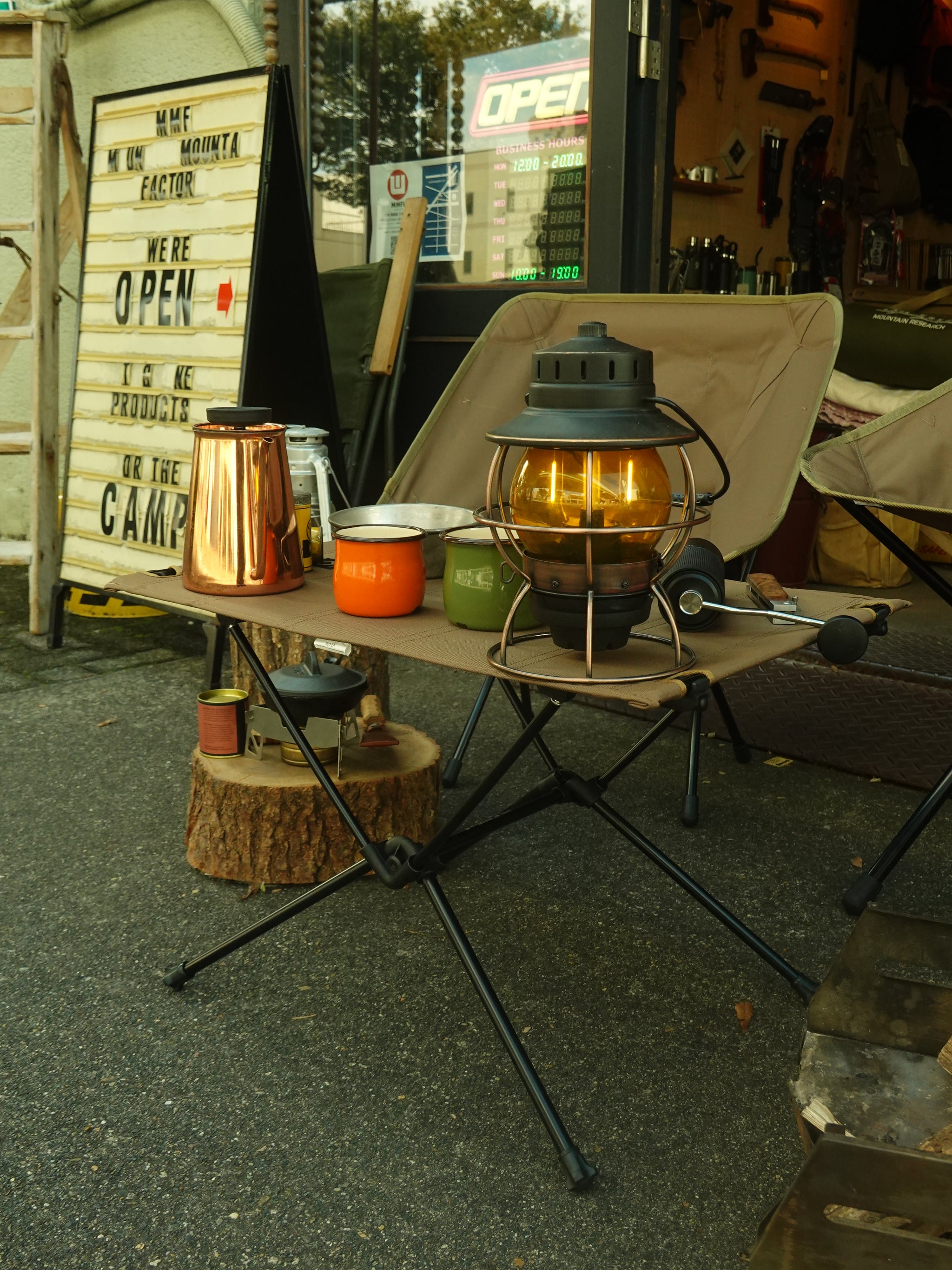 30%Off‼️】 Helinox Tac. テーブル M / コヨーテタン ヘリノックス