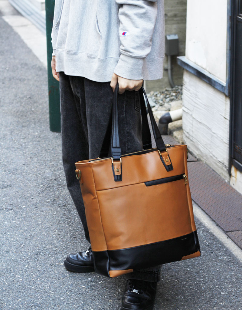 gloss 2WAYトートバッグ | master-piece | マスターピース公式サイト