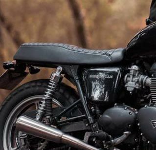 トライアンフ 空冷ボンネビルT100、スクランブラー、スラクストン