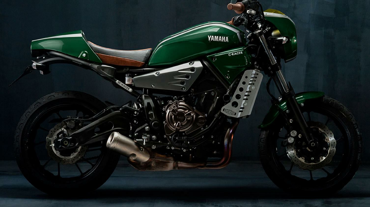 C-RACER シングルシート風 シートカバー XSR700 16- | バイクカスタム