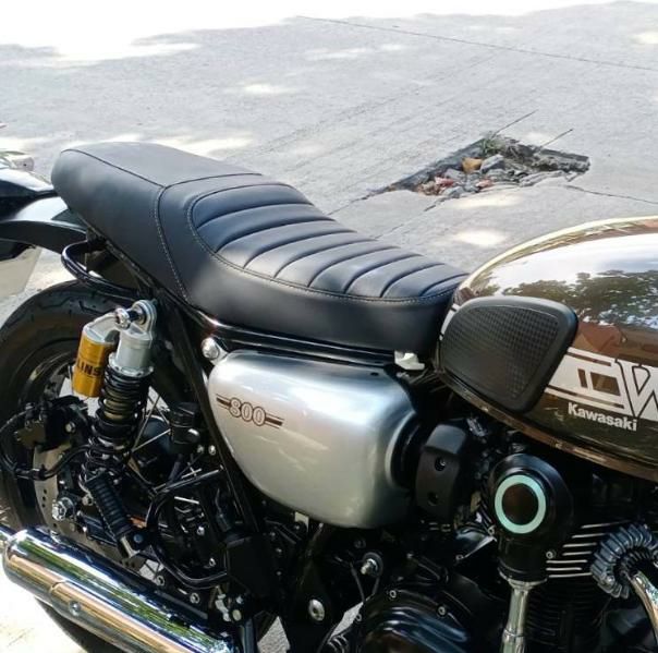 カワサキW650 400 シート |バイクパーツ専門店 モトパーツ