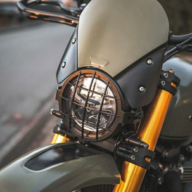 トライアンフ ボンネビル(Bonneville) T100&T120|ヘッドライト ステー