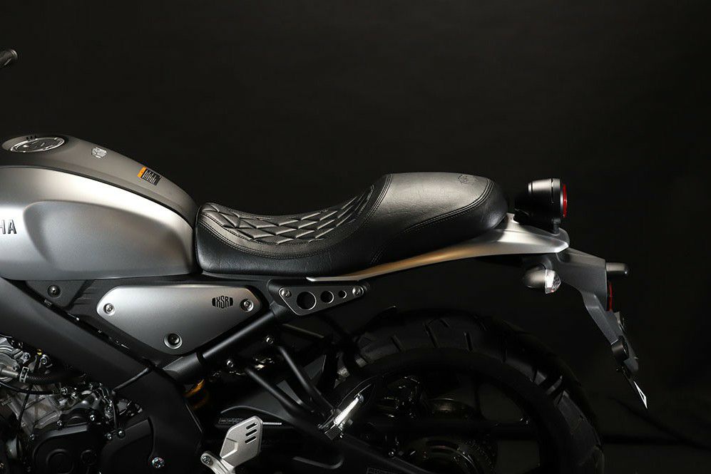XSR125 ローダウン カフェレーサースタイルシート グッズ(GOODS