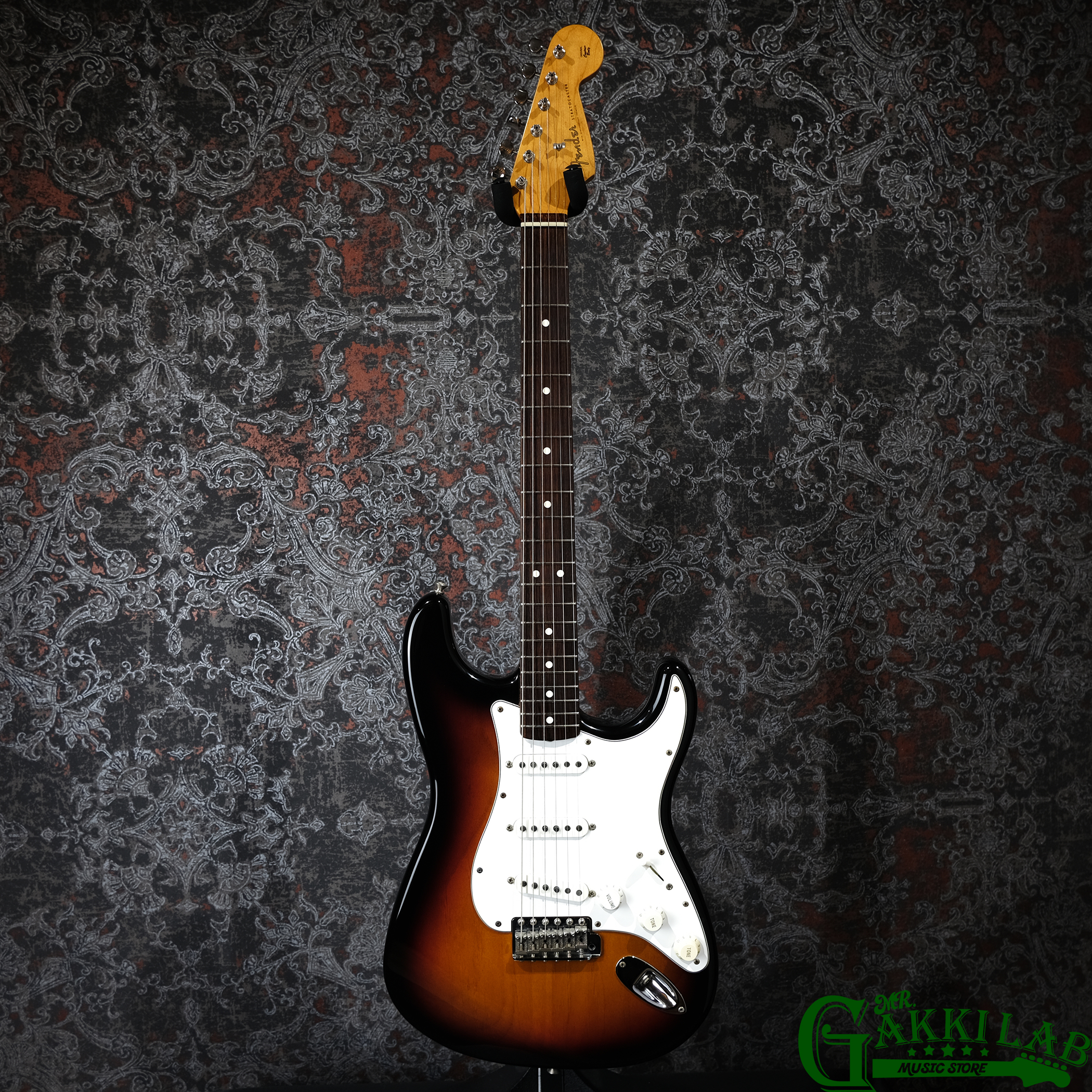 Fender American Vintage '62 Stratocaster / 3 Color Sunburst | 札幌