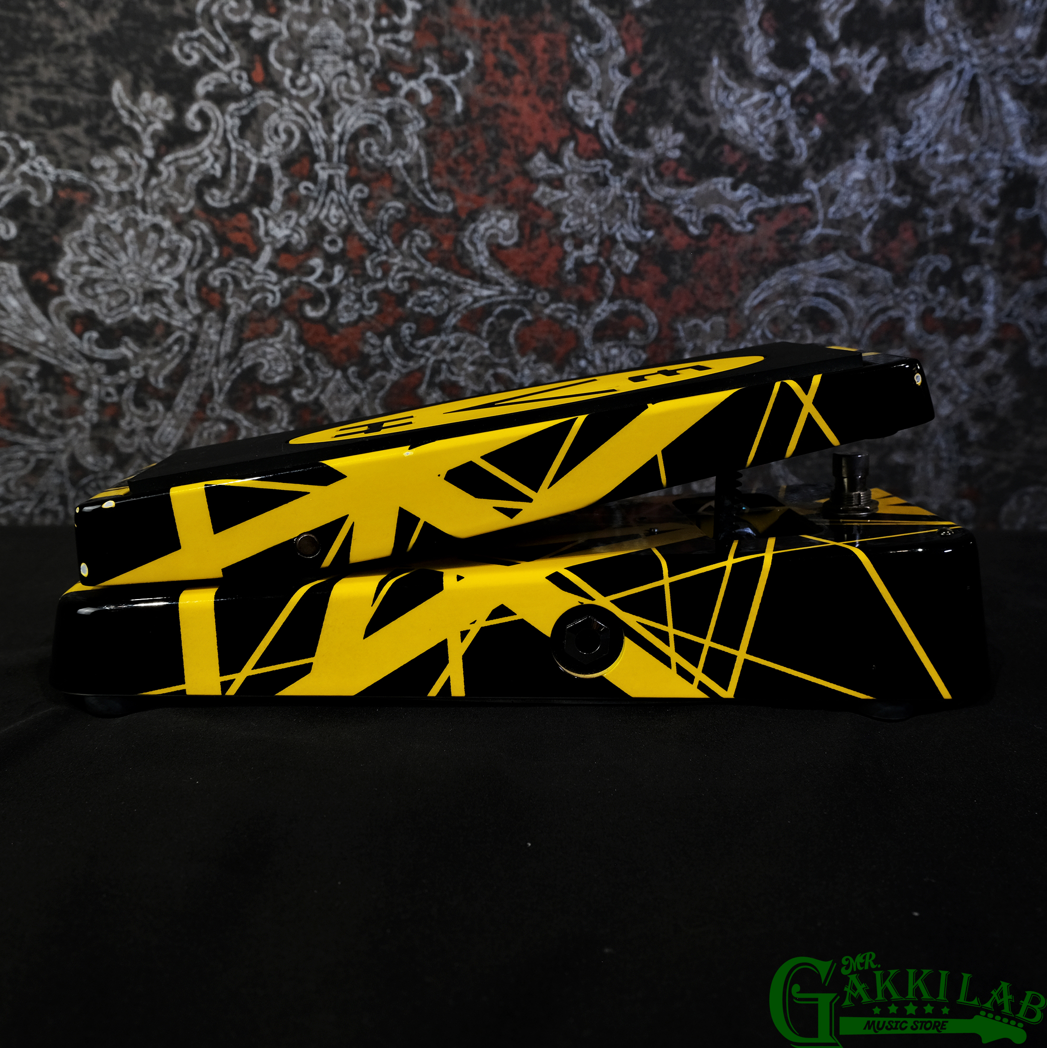 Jim Dunlop EVH-95 Eddie Van Halen Signature Wah | 札幌の楽器屋さん