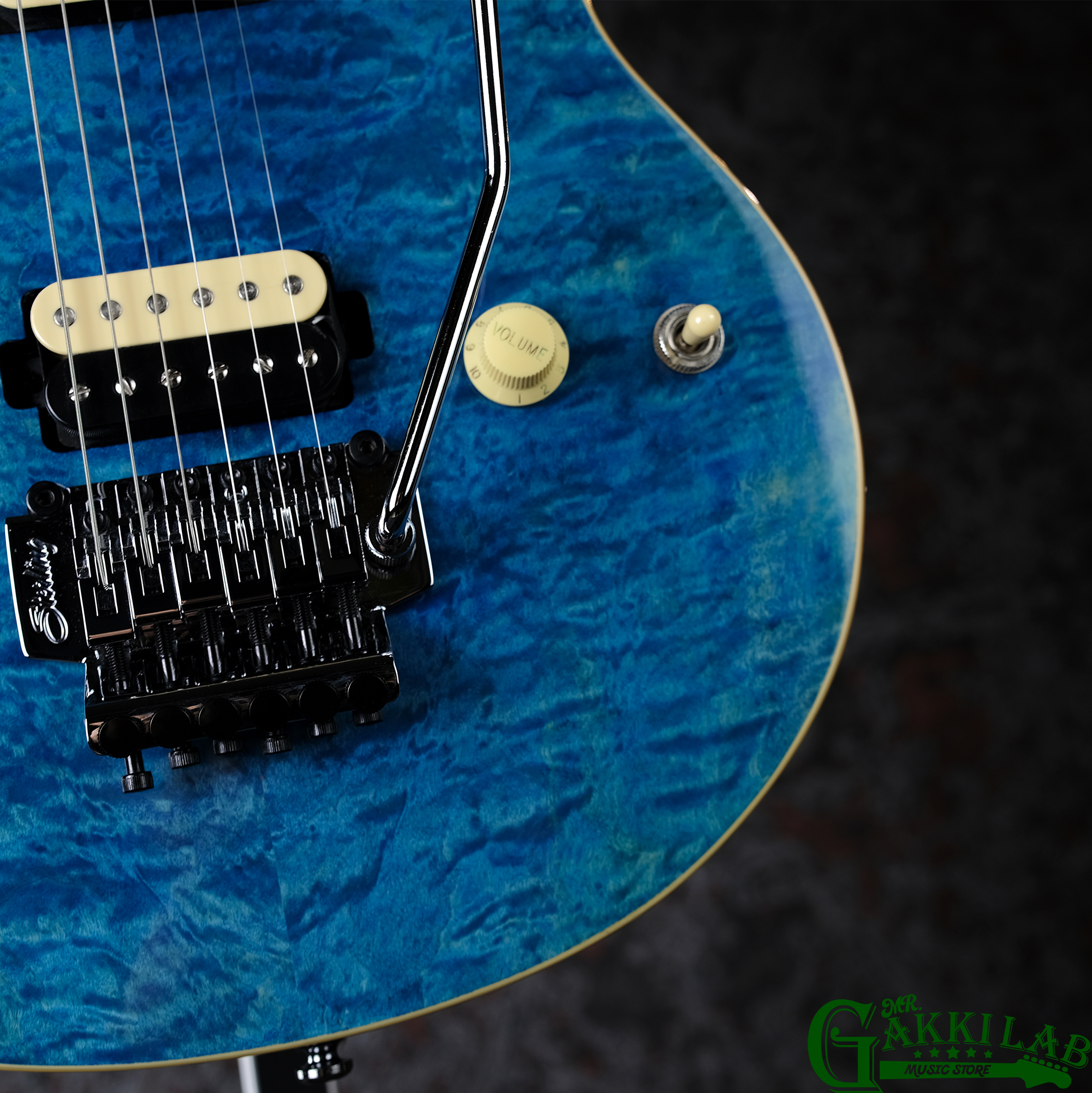 Sterling by MUSIC MAN AX40 Trans Blue | 札幌の楽器屋さん｜MR.GAKKI