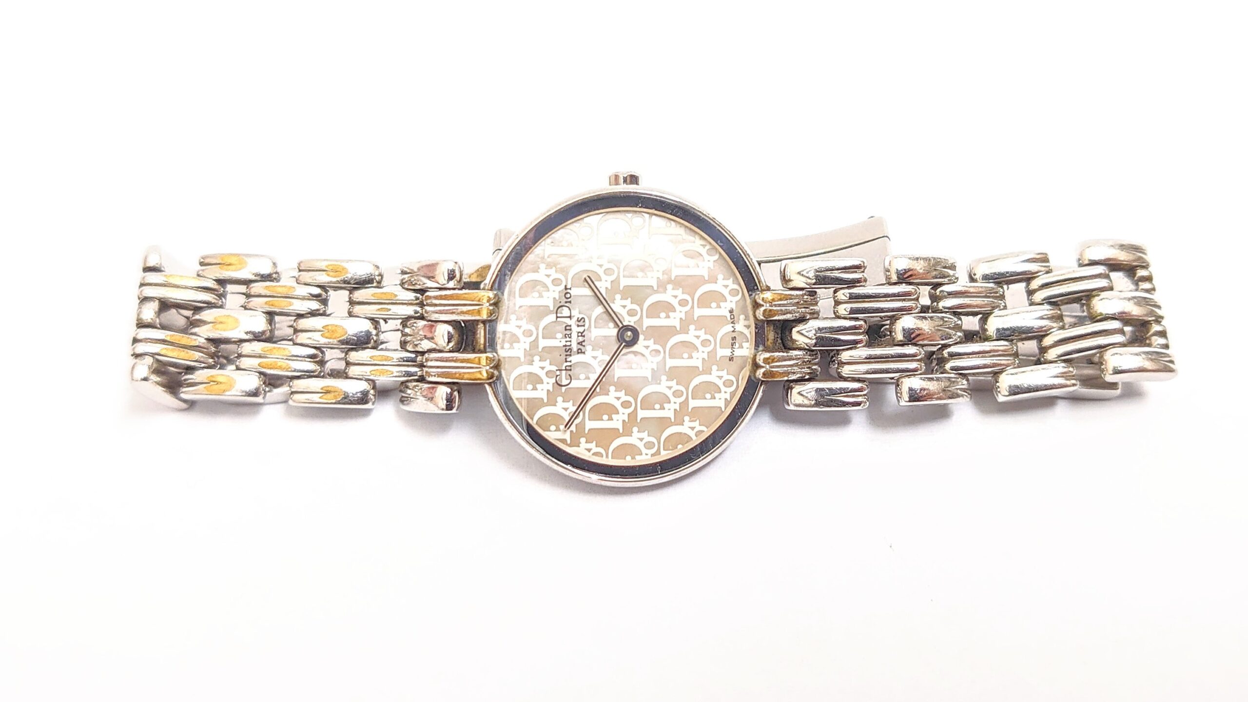 止まっていた クリスチャン・ディオールの時計の電池交換