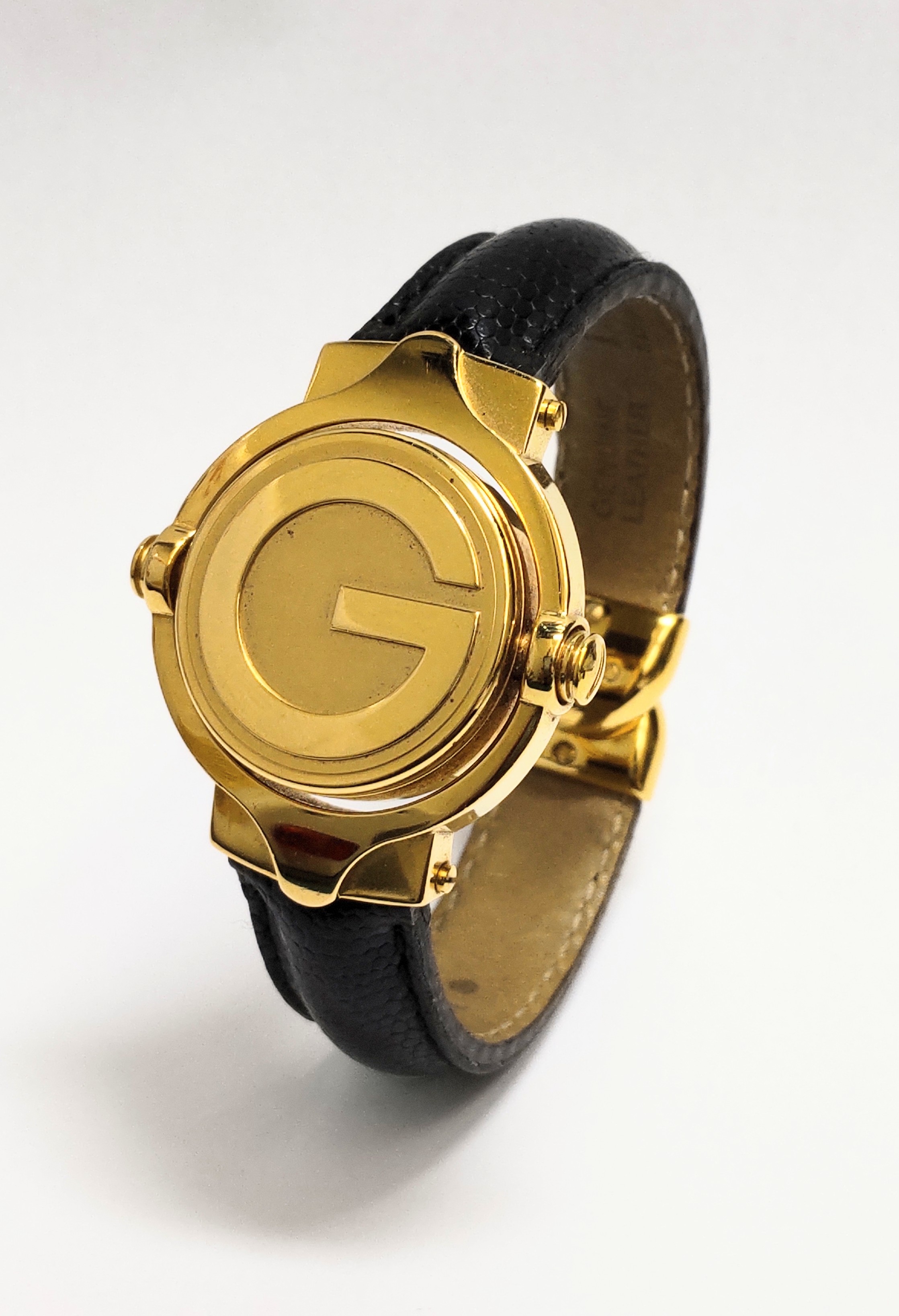 GUCCI グッチ 6600L ターンフェイスの時計修理