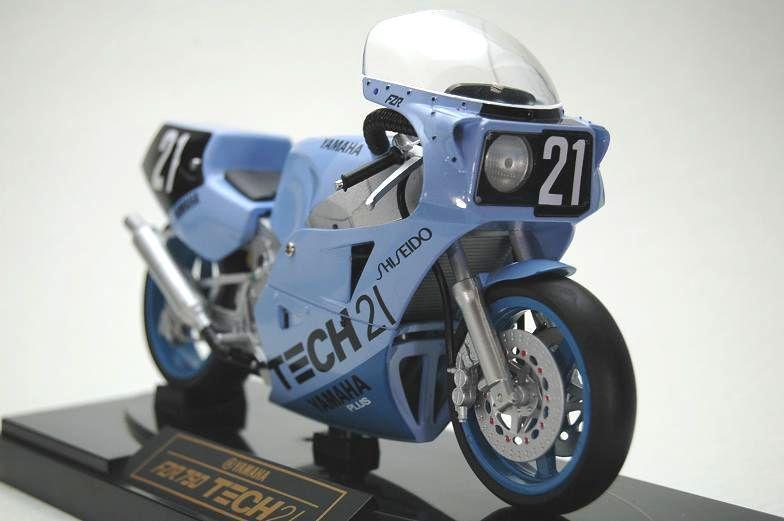 ローソン ヤマハ バイクコレクション当選品 FZR750 TECH21: 無駄遣いの帝王