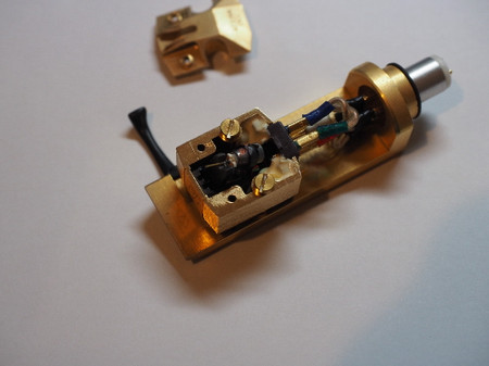 AT33Eが悲惨な状態に・・・: Day By Day