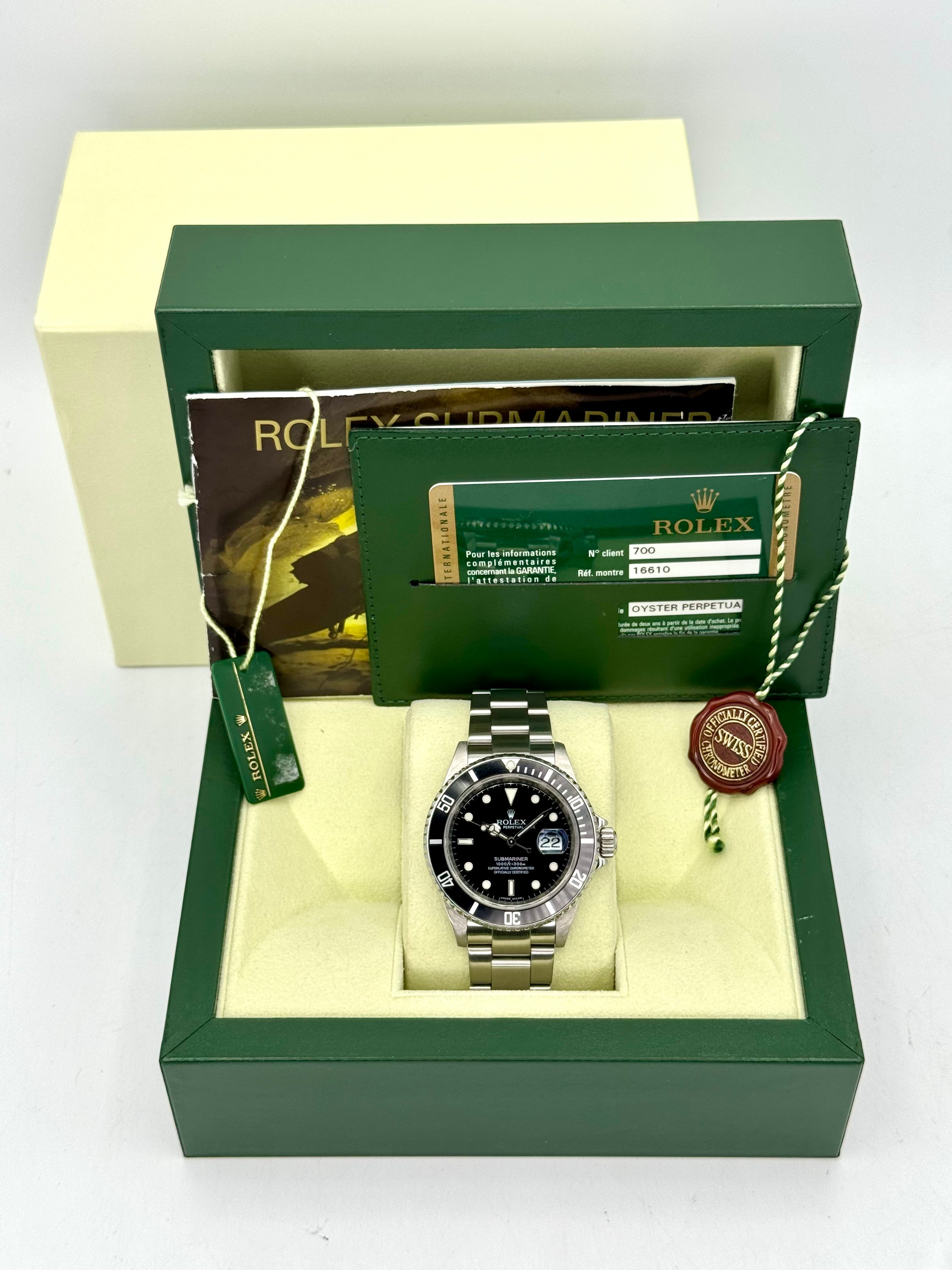 2010 Rolex Submariner Date 40mm 16610 Stainless Steel Black Dial