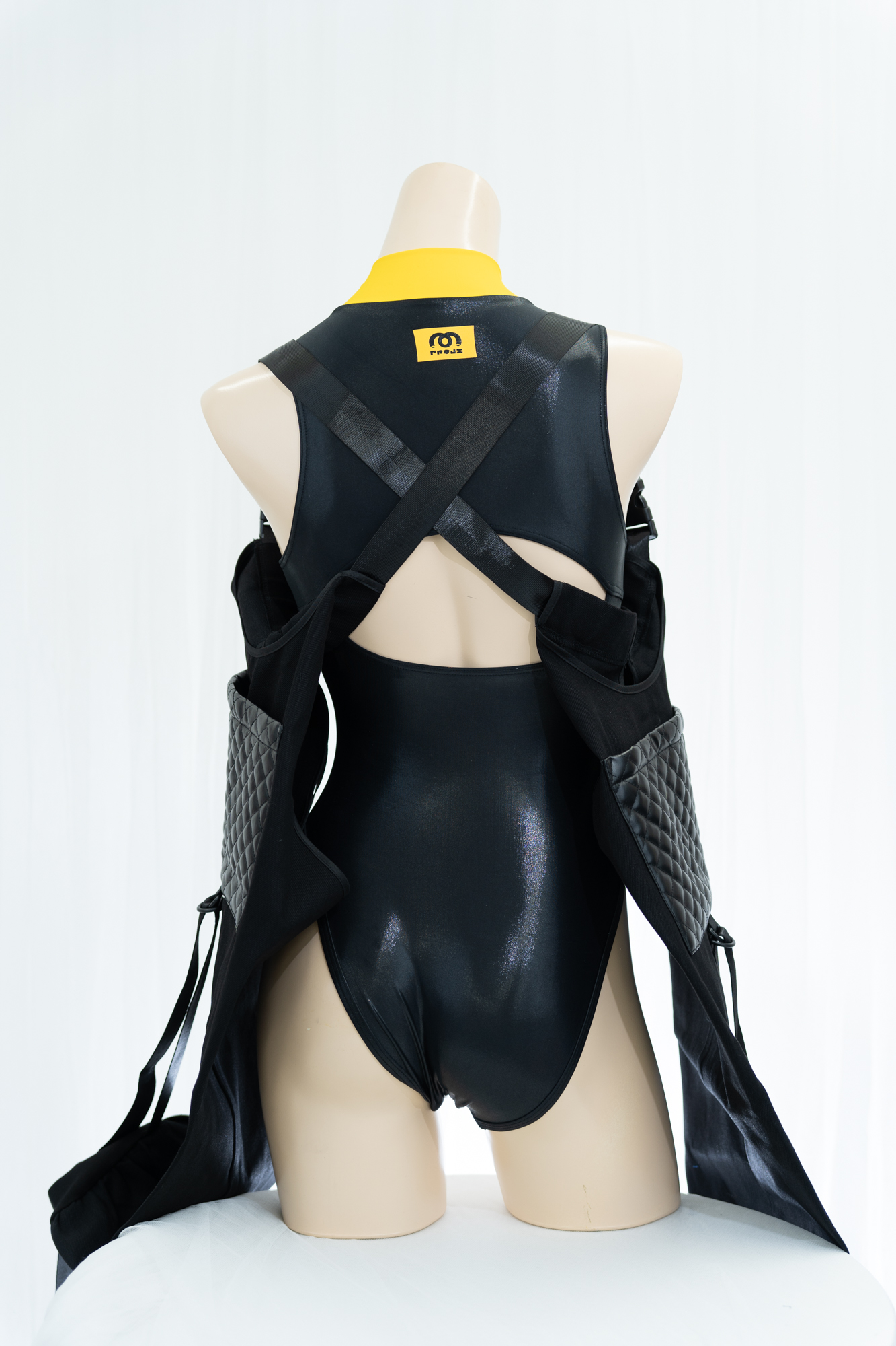 B0068 ペンギン水着 ぶか袖&ニーハイレッグカバーセット /M企画｜NANIKIRU