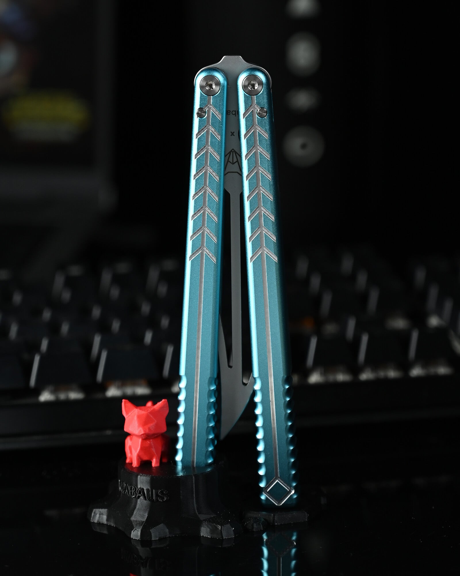 ナバリス ヴァルプ バタフライ ナイフ トレーナー バリソン トリックに