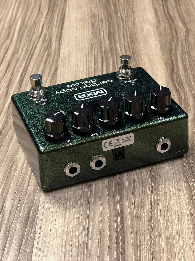 MXR M292 Carbon Copy Deluxe Analog Delay Pedal – nafiriguitar.com