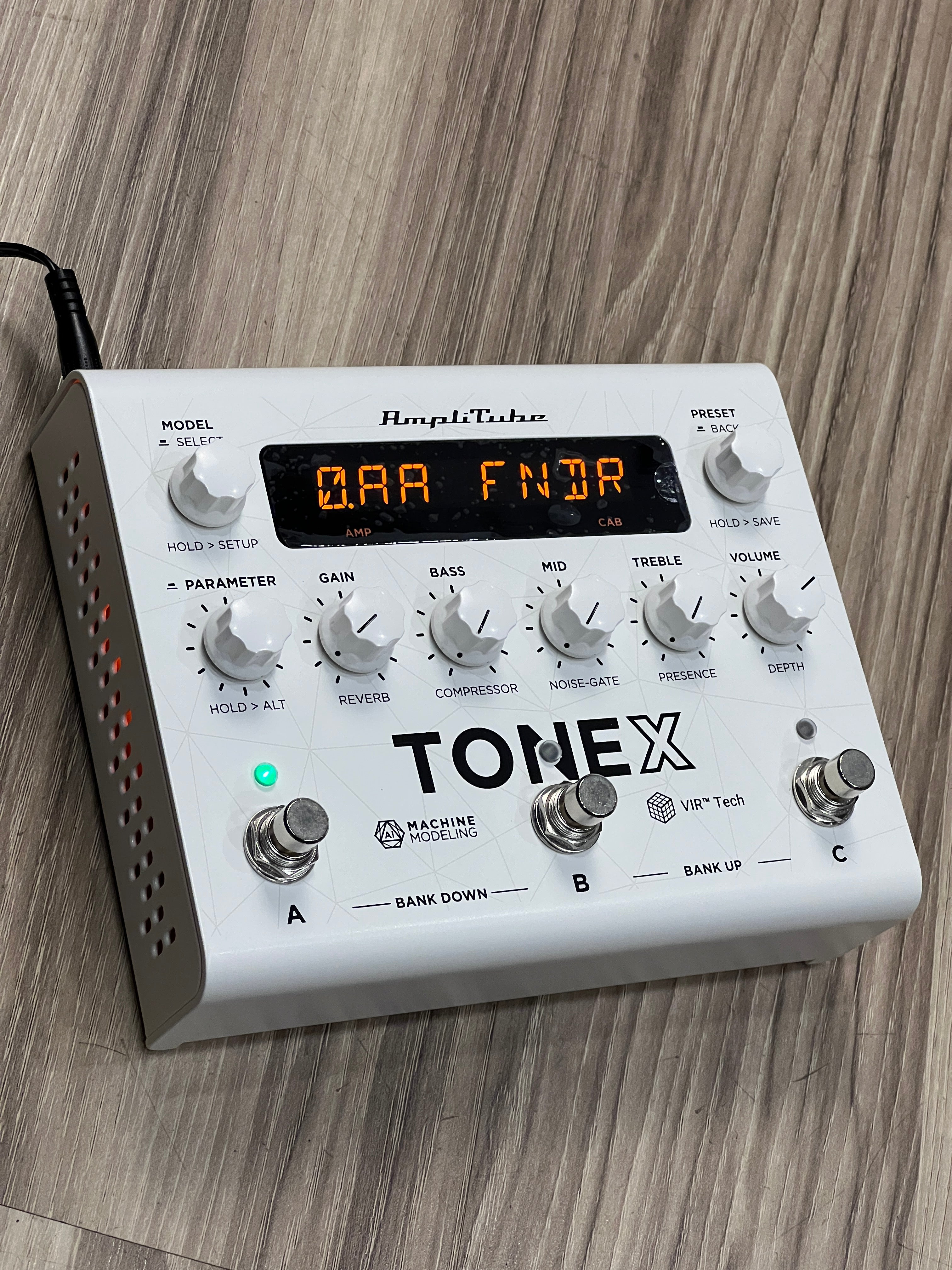 IK Multimedia AmpliTube TONEX Pedal Anniversary – nafiriguitar.com