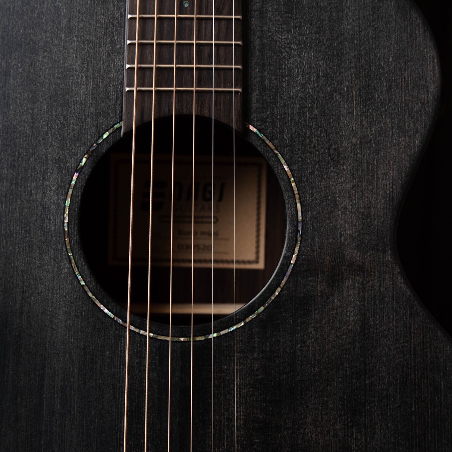 kuro mini | REGULAR MODEL | NAGI GUITARS