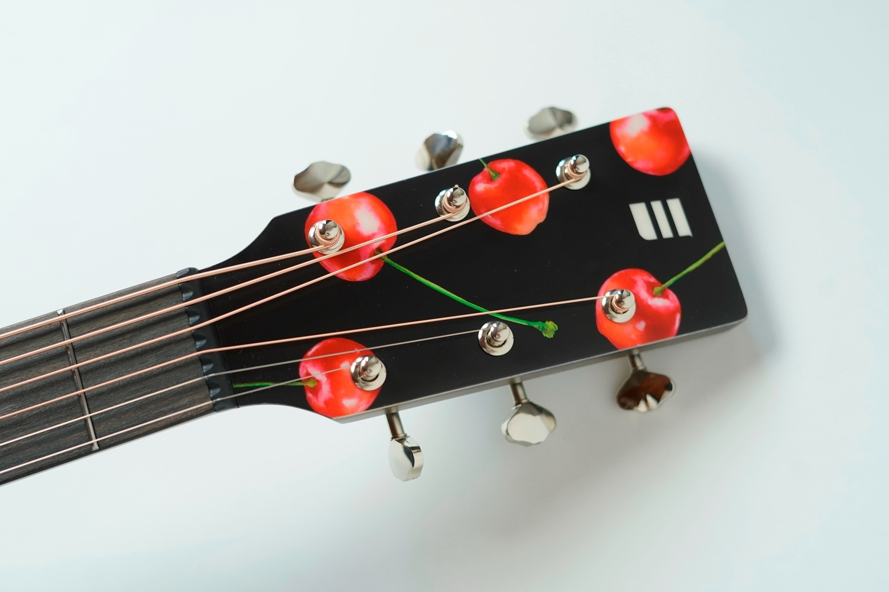 DISCONTINUED] cherry Ebony | DISCONTINUED | NAGI GUITARS