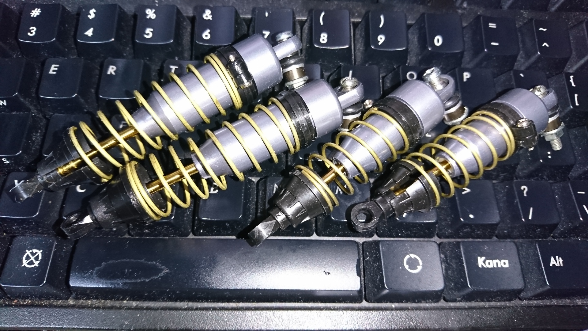 VQS用（だけじゃないけど）ハイキャップダンパーセット（オリジナルも