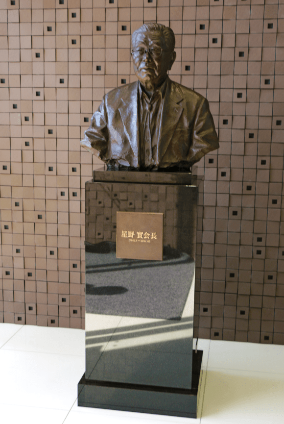 6. 銅像・胸像の台座と銘板について - 楢原ブロンズ彫刻