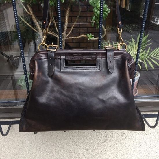 vasco - VASCO / レザーシティーメールバッグ ブラック | NARO CLOTHING