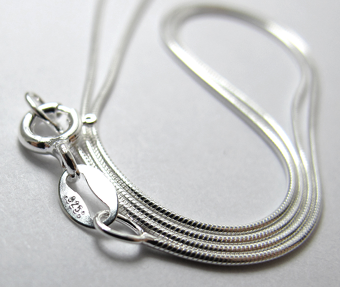 シルバー925/チェーンネックレス45cm【スネークチェーン・0.75mm】（25本）