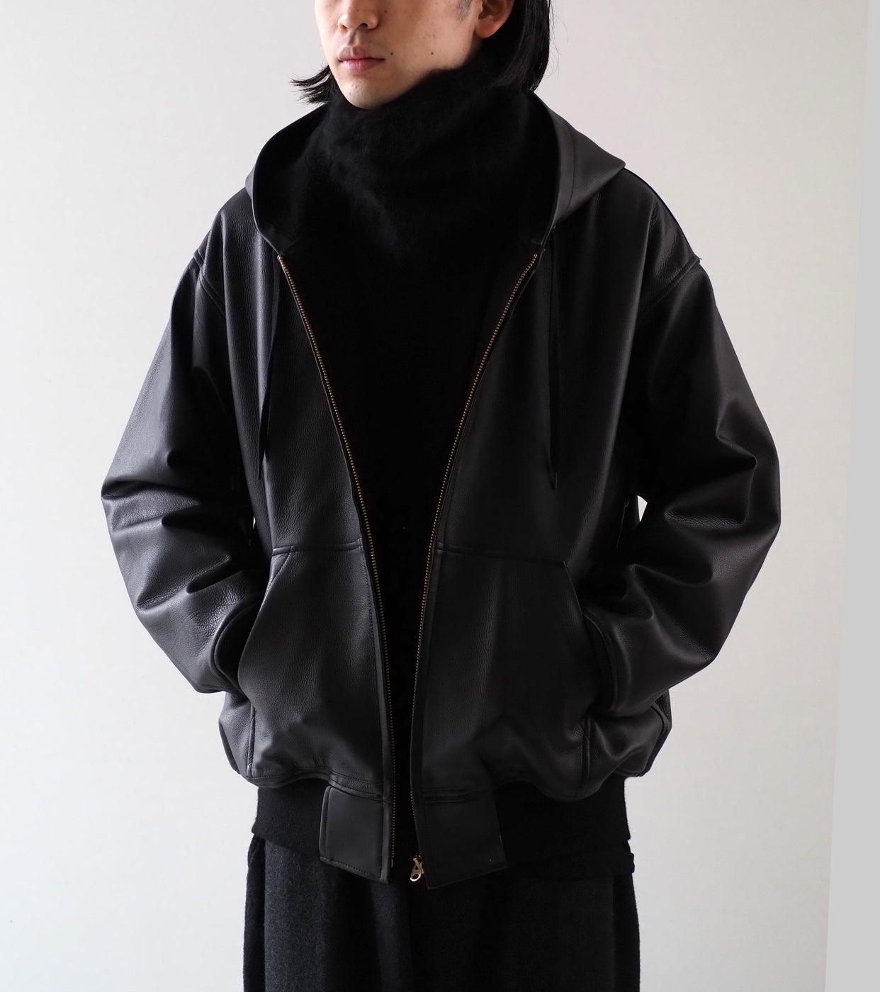 COMOLI カシミヤ ファー ネック ウォーマー, Black – Navyblue