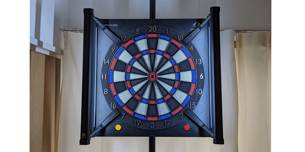 ダーツライブホームLEDライトをレビュー｜家投げ効率を爆上げする | 真