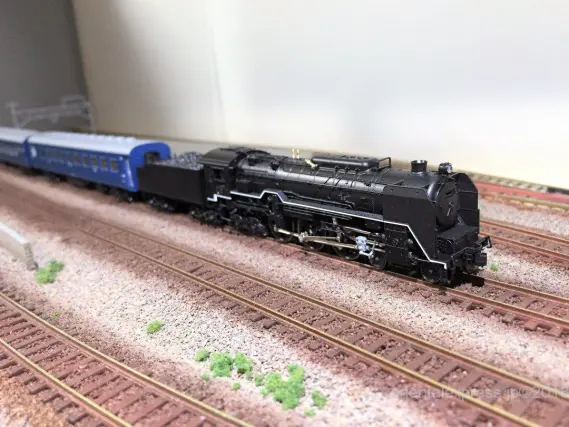 寝台急行「音戸」8両基本セット が入線です。KATO 10-1348 特別企画品