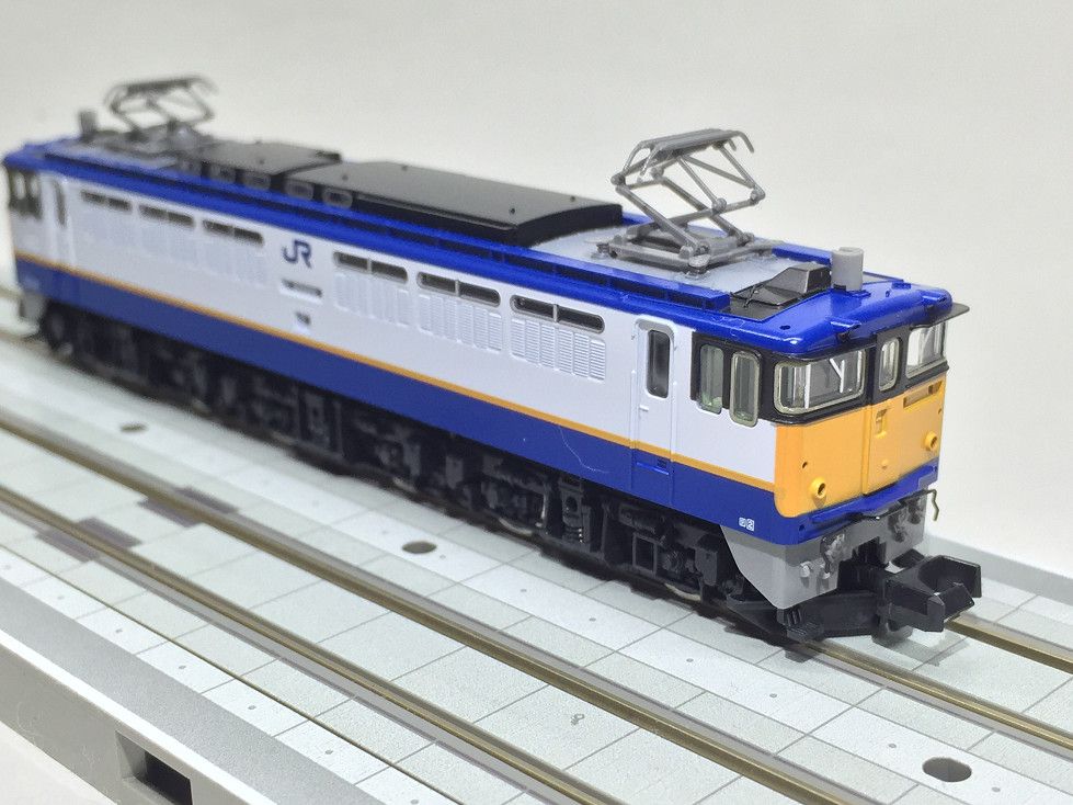 EF65 1065号機,1033号機 JR貨物仕様が入線です。TOMIX 98937