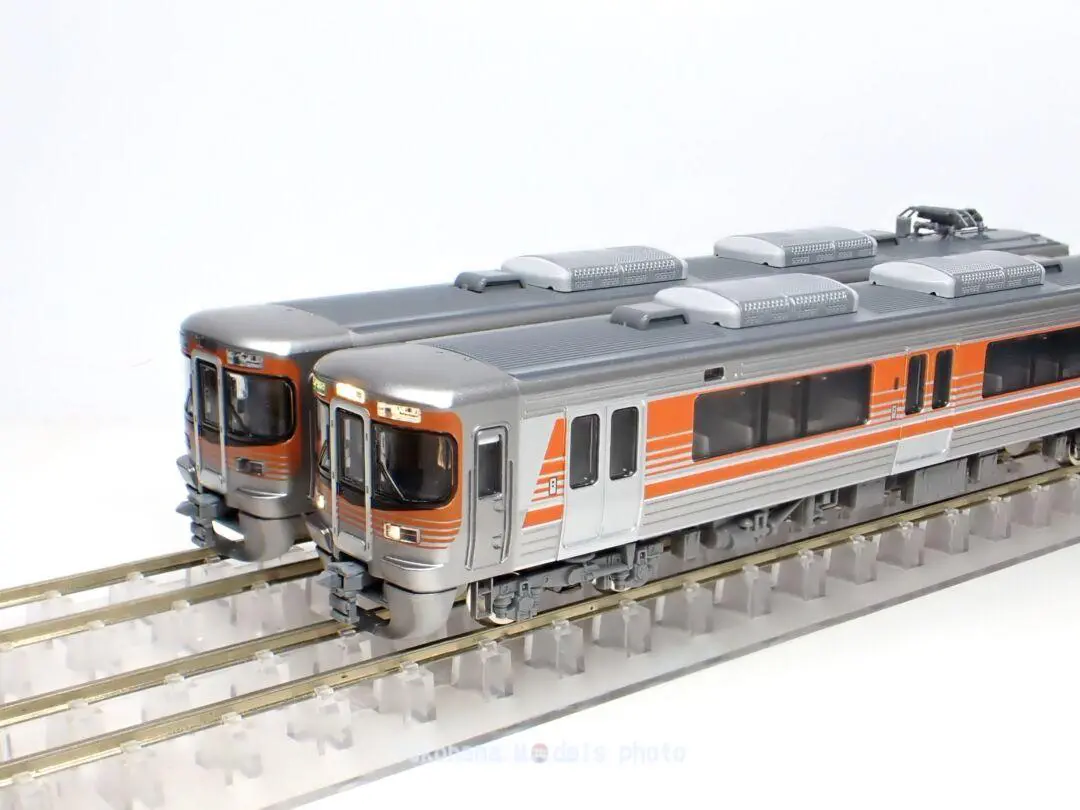 E257系あずさ・かいじが入線です。 KATO 10-434 4両増結セット