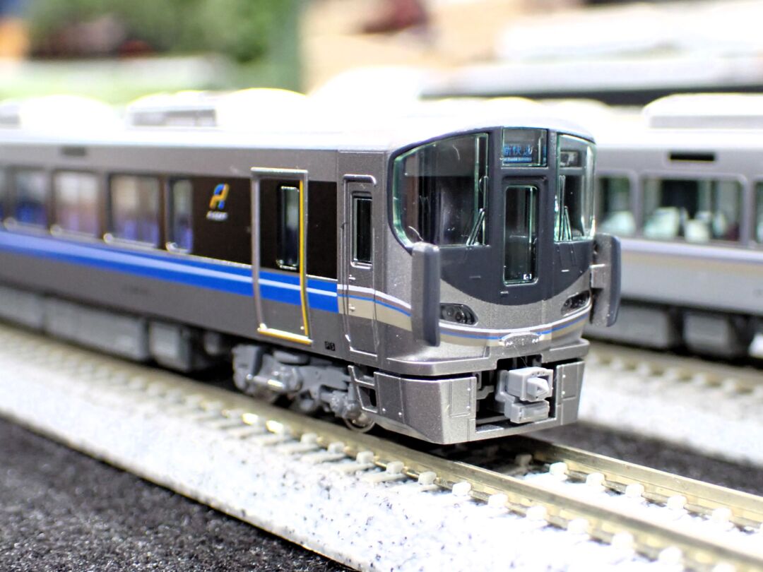 KATO 225系 100・700番台 4両セット 品番：10-1900 | NGaugeJP - 横濱模型