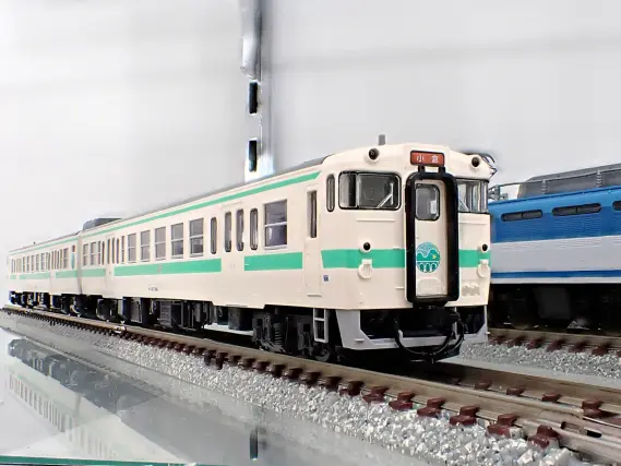 キハ147形ディーゼルカー（日田彦山線BRT ひこぼしラインラッピング