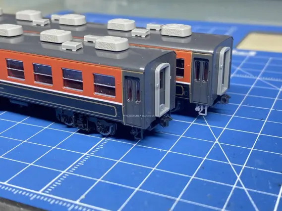 12系客車（ばんえつ物語・オコジョ展望車）を弄る。その1 蓄電式室内