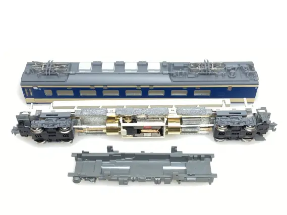 583系 N1・N2編成「わくわくドリーム号」 が入線しました。 KATO 10