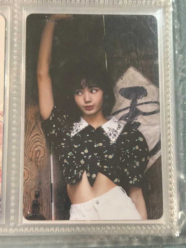 BLACKPINK LISA '2020 Summer Diary' Photocard | Sold by lovegaeul99