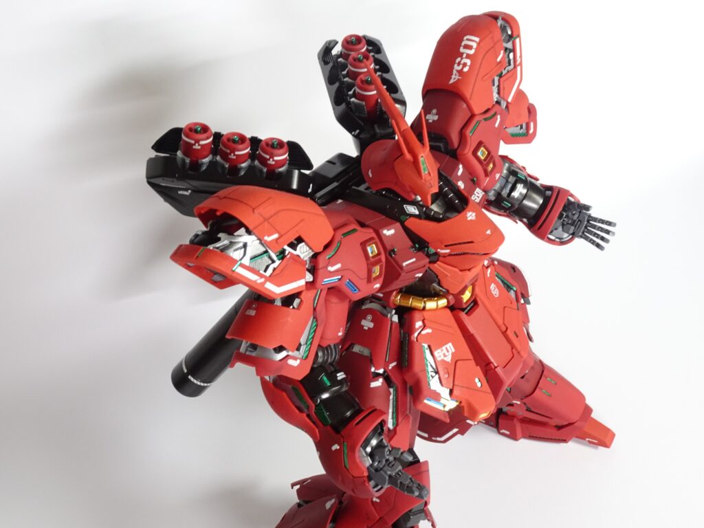MG サザビーVer.ka を塗装作成しての完成編。可動は抜群です。