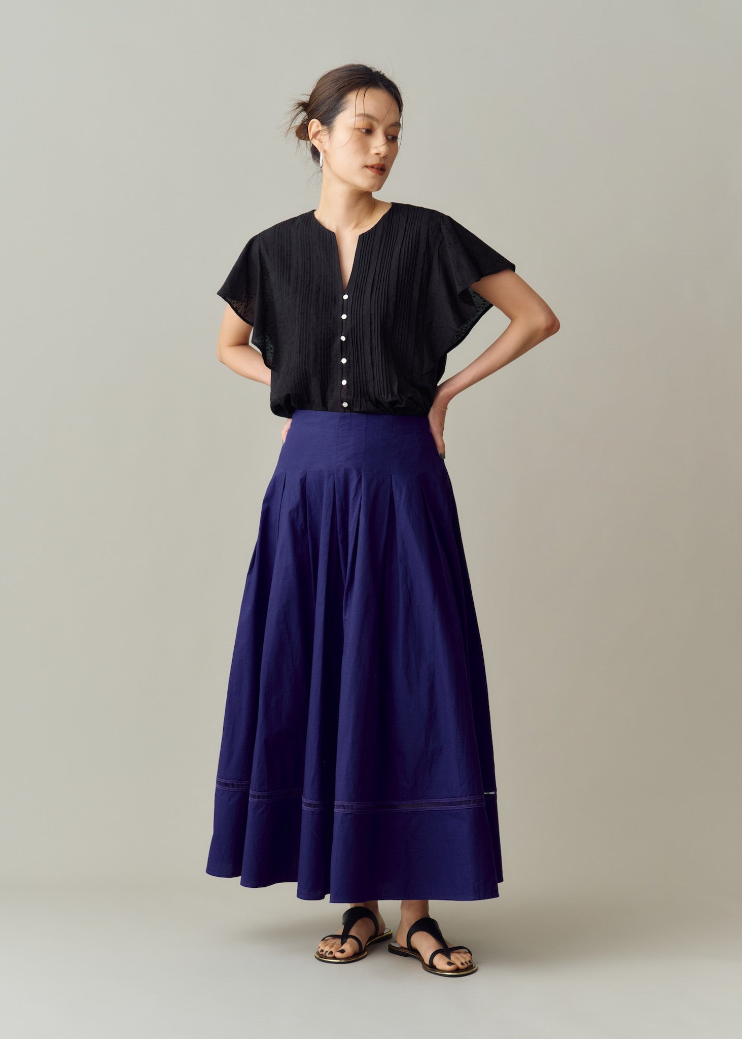 Cotton Jacquard Pin Tuck Blouse | Pasand by ne Quittez pas