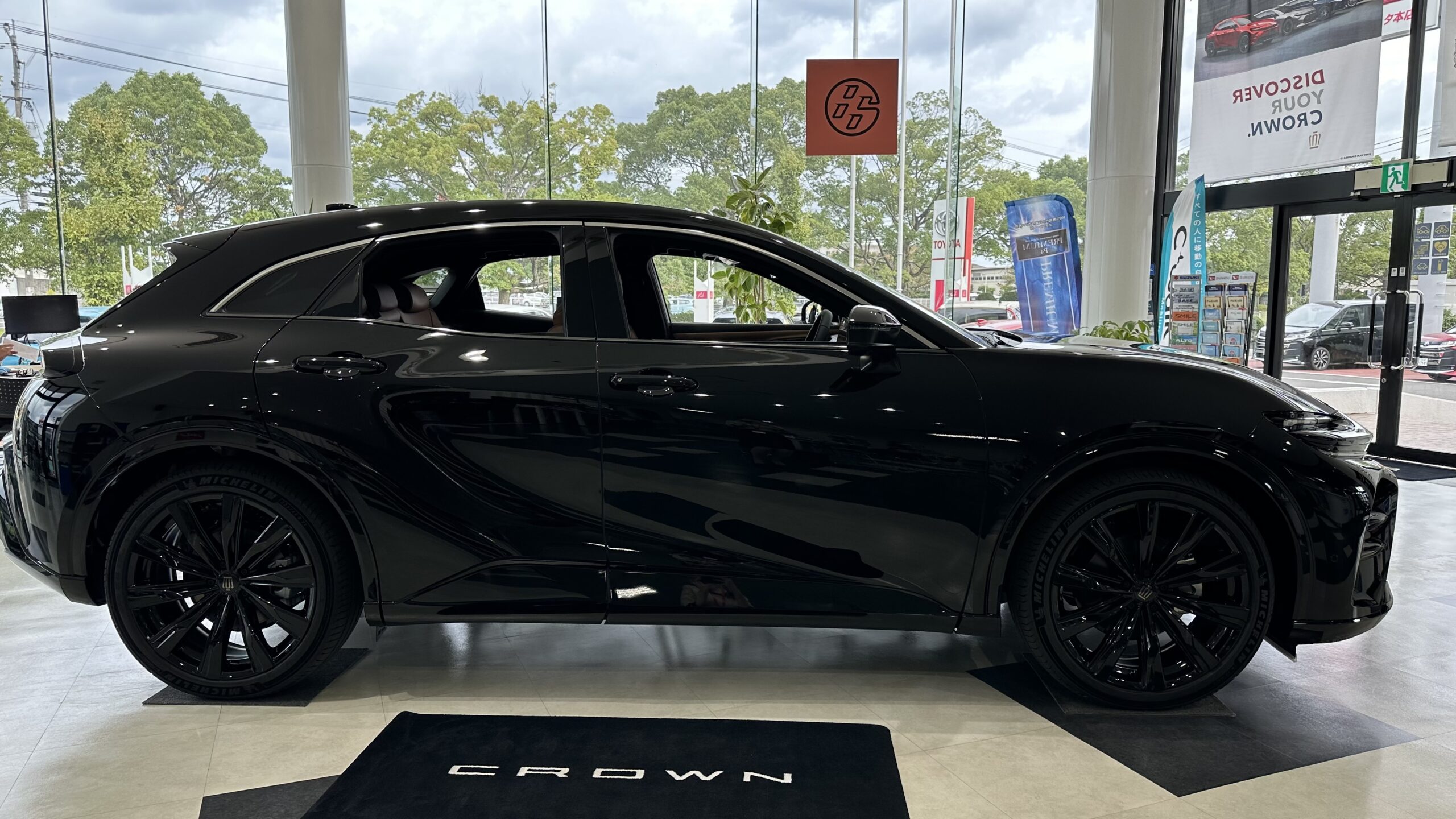新型クラウン(スポーツ)展示中！ | ネッツトヨタ大分株式会社