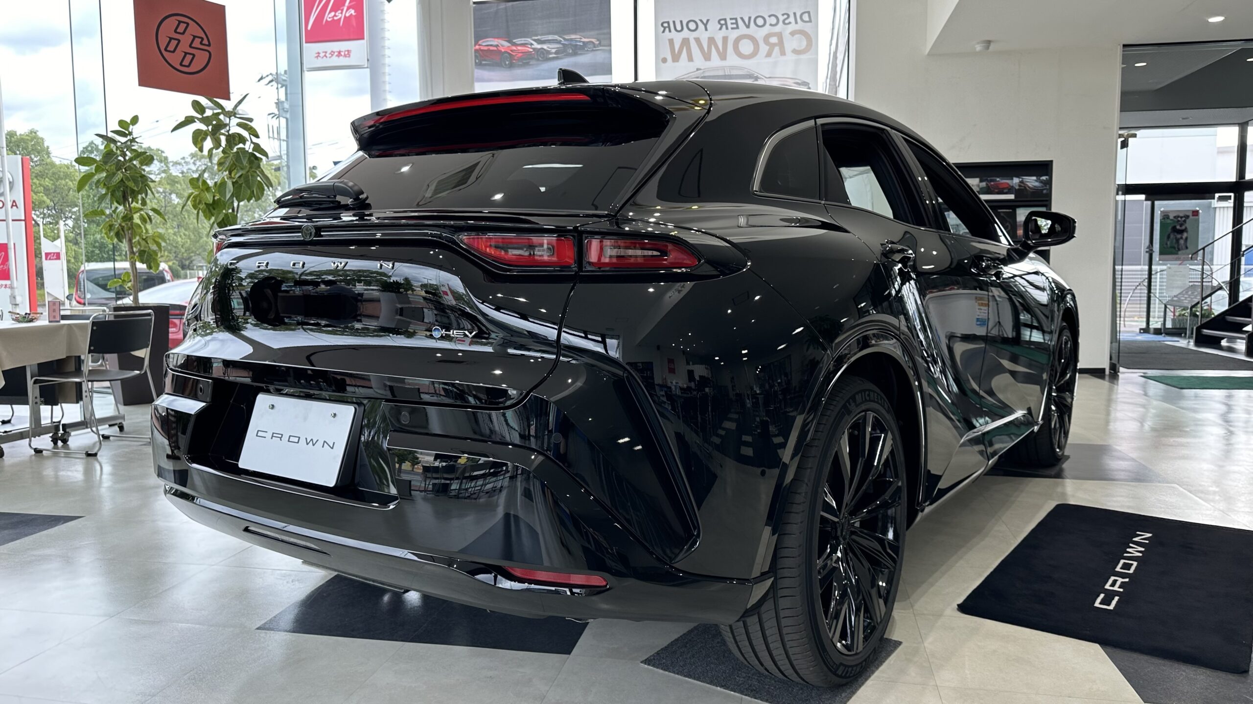 新型クラウン(スポーツ)展示中！ | ネッツトヨタ大分株式会社