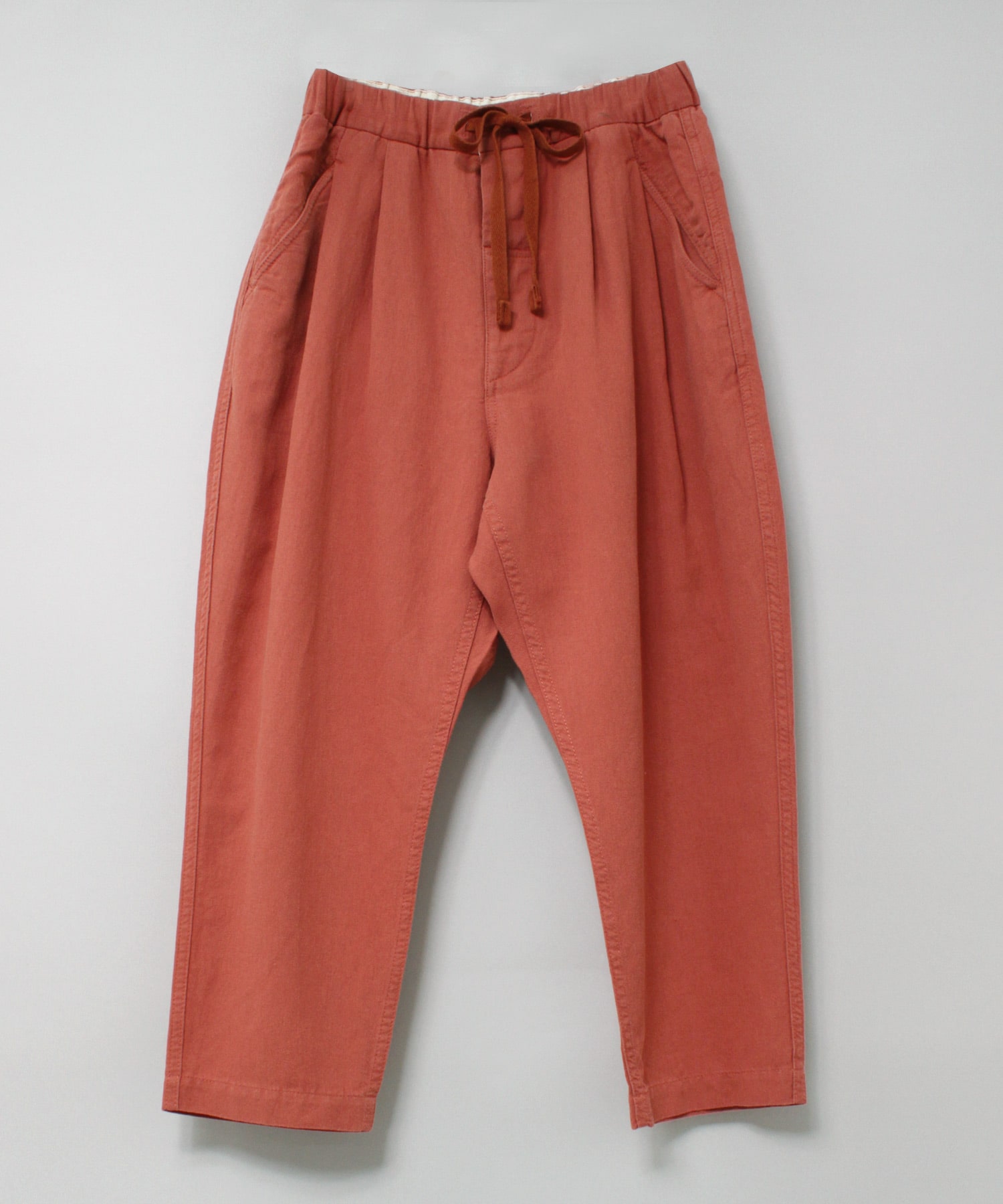 R4206 C/リネンのクロップドサマーパンツ(M クラーレッド): パンツ