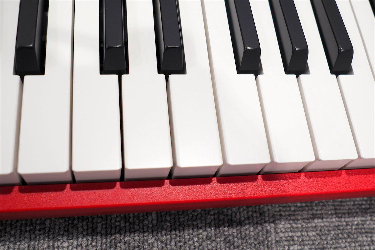 カシオの電子キーボード「CT-S1」- もっと気軽に音楽と演奏を楽しむ