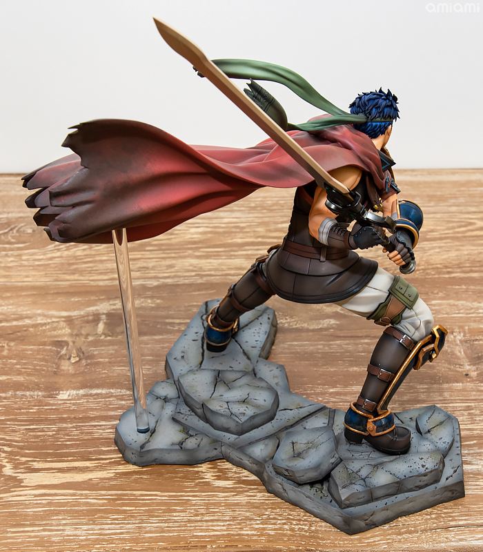 フォトレビュー】『ファイアーエムブレム』 アイク 1/7 完成品