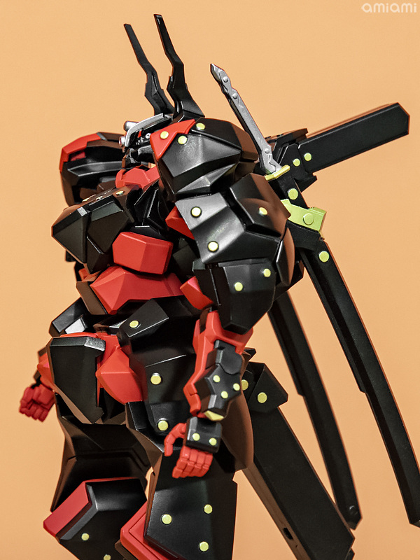 推して参る！ MODEROIDで初キット化の『クロムクロ』テストショット