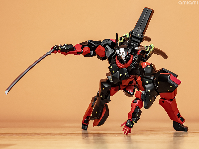 推して参る！ MODEROIDで初キット化の『クロムクロ』テストショット