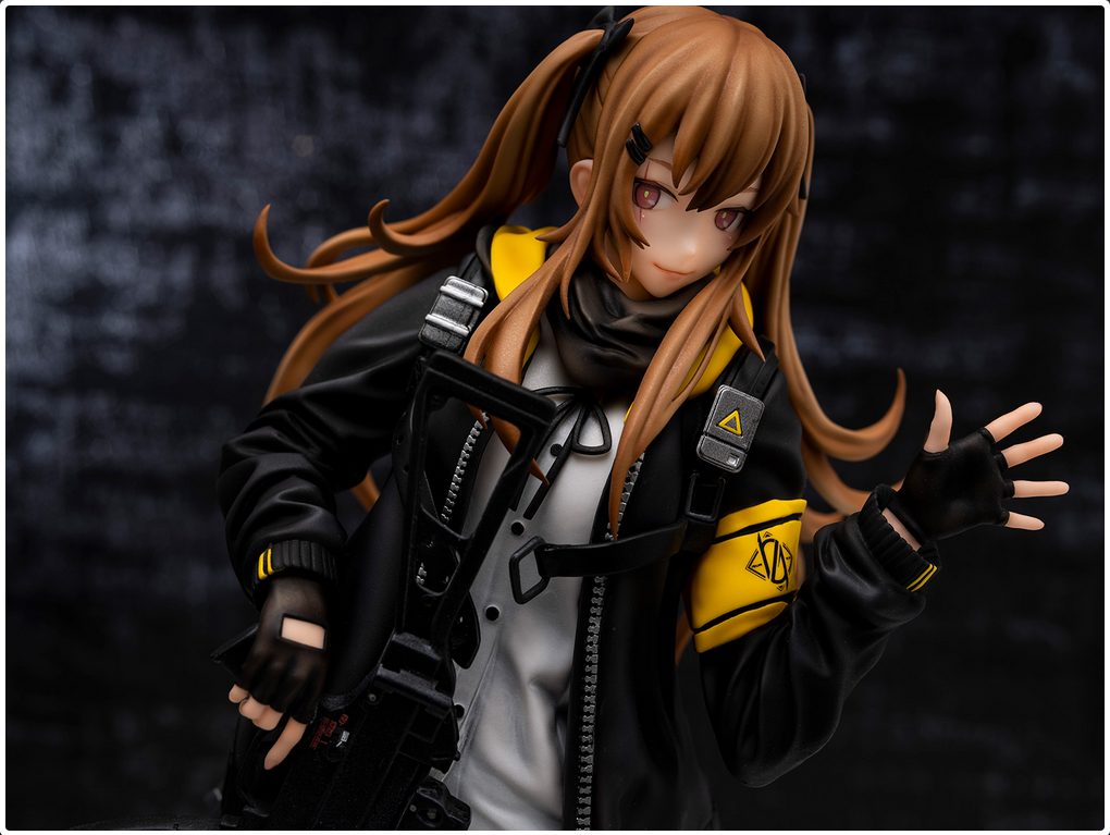 ゲーム『ドールズフロントライン』より、「UMP9」1/7スケール